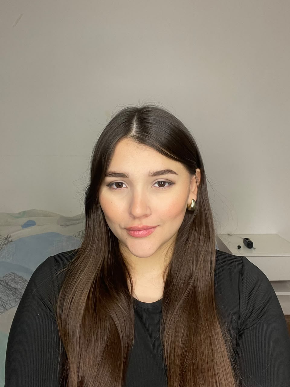Abril Mia Fernandez, Content Manager